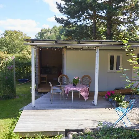 לינה וארוחת בוקר Bergliot